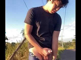 Gozando na rua de camisinha